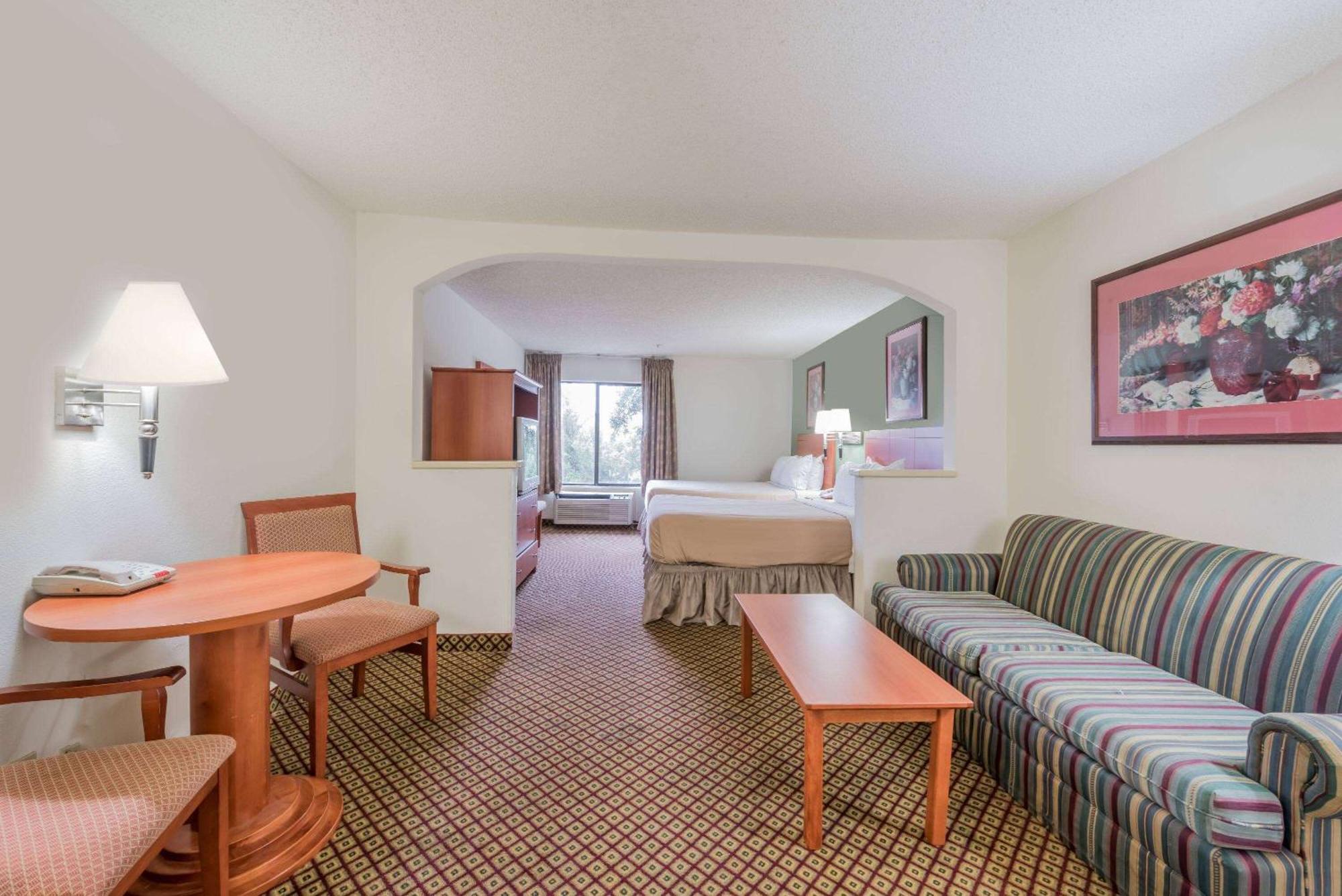 Super 8 By Wyndham Fort Worth Downtown South Ngoại thất bức ảnh